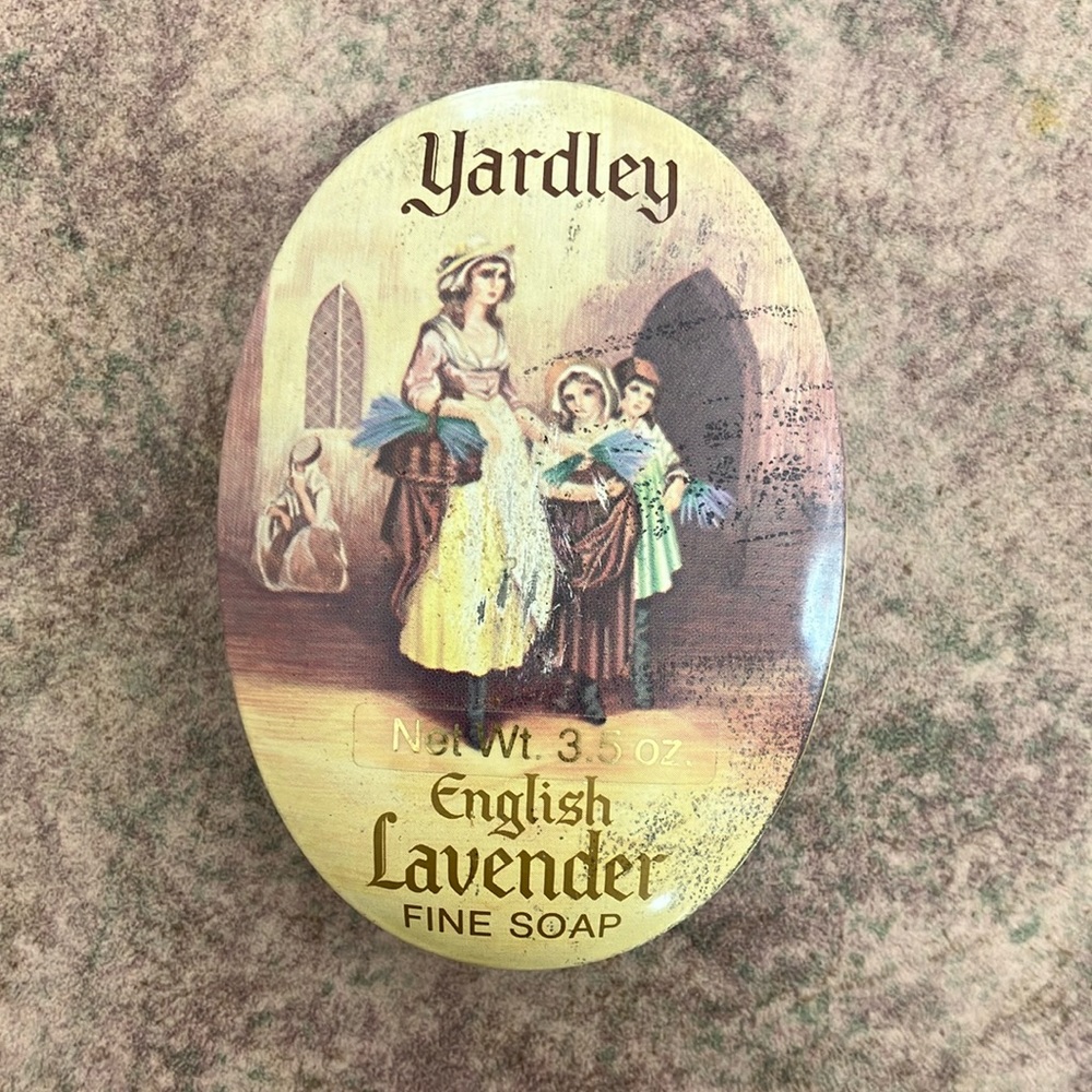 Vintage Yardley English Lavender Bar Soap in Tin